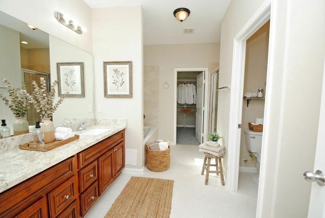 1818 Ripple Creek Drive, Missouri City, TX 77489