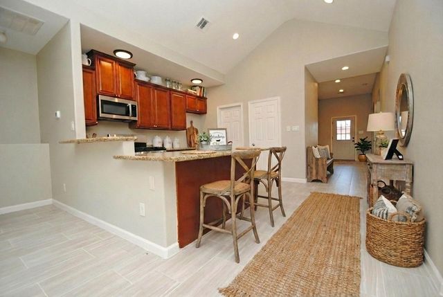 1818 Ripple Creek Drive, Missouri City, TX 77489