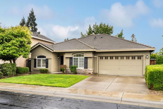 112 Gilded Rock Cir, Folsom, CA 95630