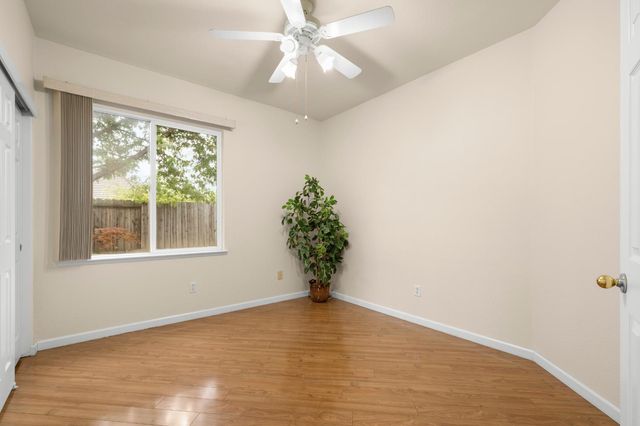 112 Gilded Rock Cir, Folsom, CA 95630