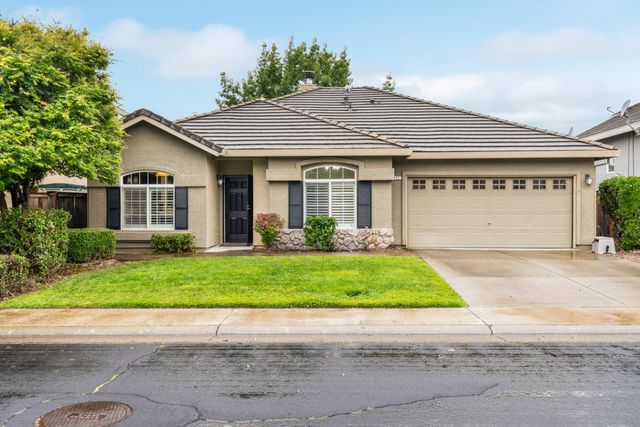 112 Gilded Rock Cir, Folsom, CA 95630