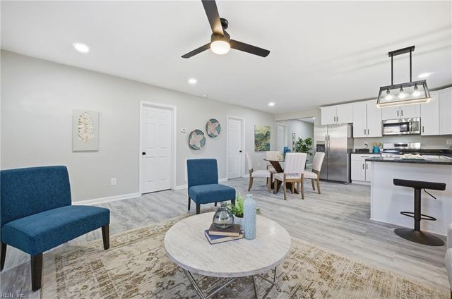 2416 Victoria BLVD, Hampton, VA 23661