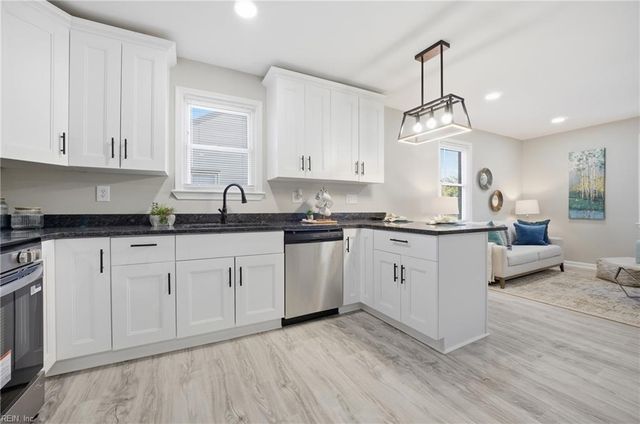 2416 Victoria BLVD, Hampton, VA 23661