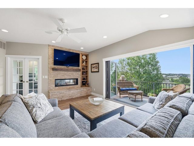 395 W Oakwood Ln, Castle Rock, CO 80108