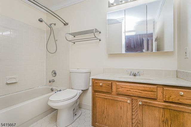 36 Gallop Ln 36, Franklin Twp., NJ 08873