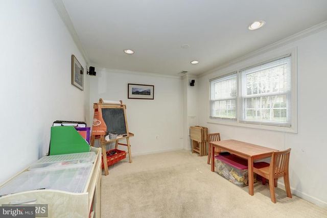 317 NELSON AVE, Alexandria, VA 22301