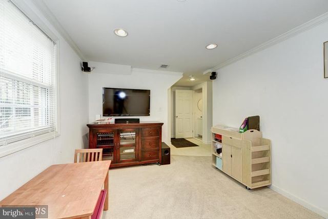 317 NELSON AVE, Alexandria, VA 22301