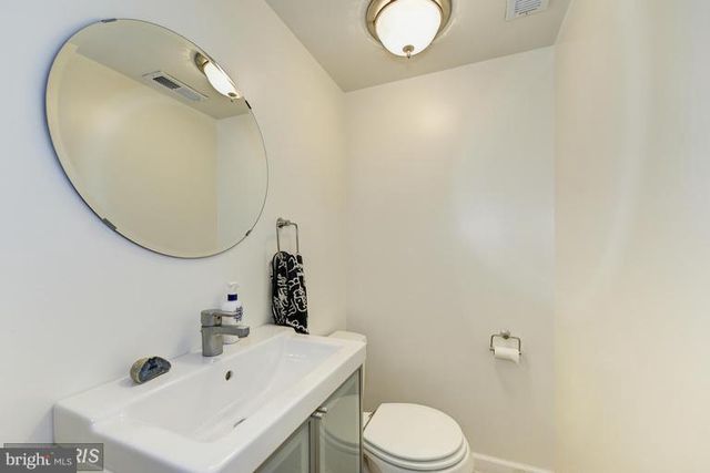 317 NELSON AVE, Alexandria, VA 22301