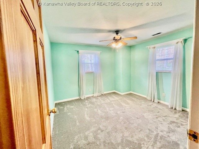 142 Pine Lake Drive, Scott Depot, WV 25560