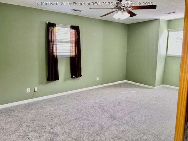 142 Pine Lake Drive, Scott Depot, WV 25560