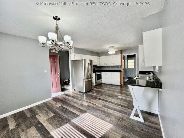 142 Pine Lake Drive, Scott Depot, WV 25560