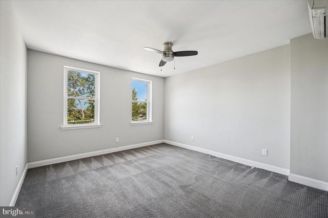 3533 ALMOND ST, Philadelphia, PA 19134