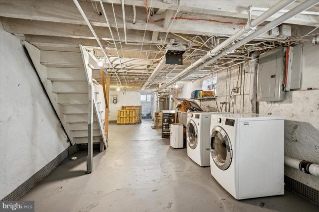 3533 ALMOND ST, Philadelphia, PA 19134