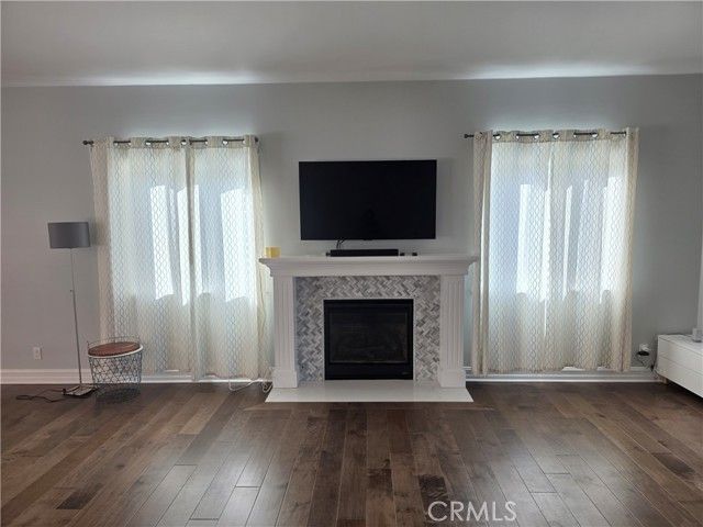 23400 Collins, Woodland Hills (los Angeles), CA 91367