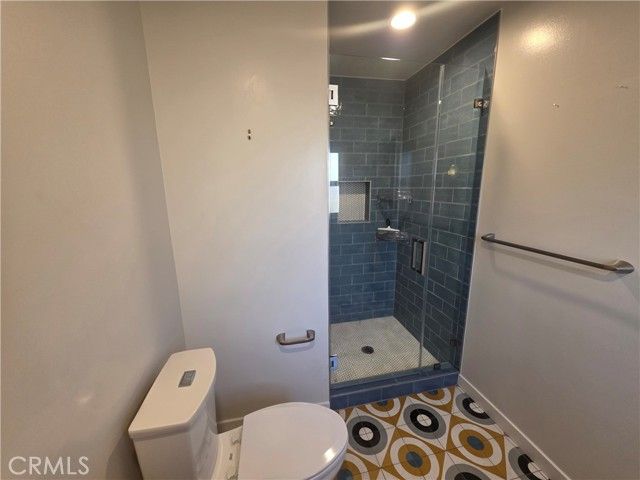 23400 Collins, Woodland Hills (los Angeles), CA 91367