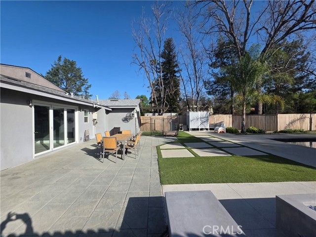 23400 Collins, Woodland Hills (los Angeles), CA 91367