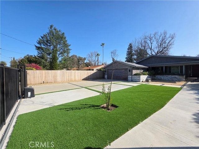 23400 Collins, Woodland Hills (los Angeles), CA 91367