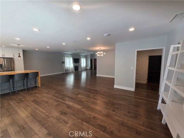 23400 Collins, Woodland Hills (los Angeles), CA 91367