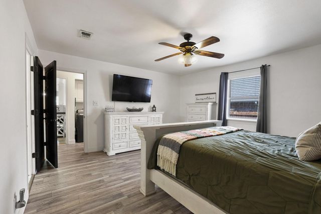 946 W Laurel Street, Sherman, TX 75092