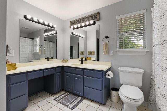 946 W Laurel Street, Sherman, TX 75092