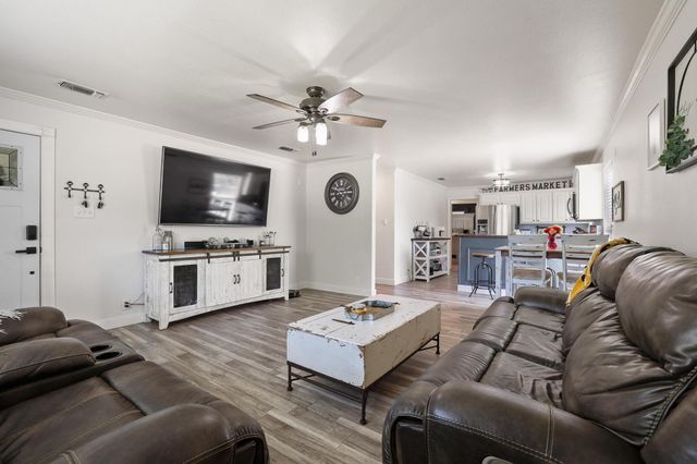 946 W Laurel Street, Sherman, TX 75092