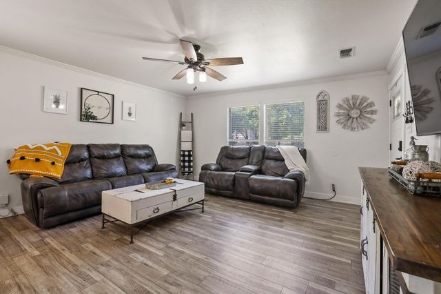 946 W Laurel Street, Sherman, TX 75092