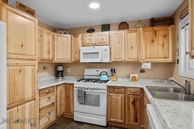 1722 Cheryl Street, Billings, MT 59105