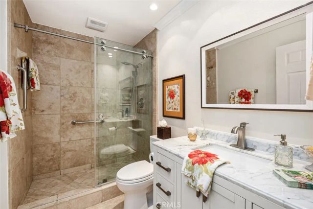 18 Shoal Drive, Corona Del Mar, CA 92625