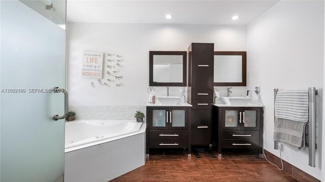 321 SW 194th Ave, Pembroke Pines, FL 33029