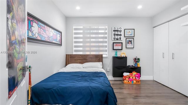 321 SW 194th Ave, Pembroke Pines, FL 33029