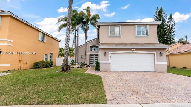 321 SW 194th Ave, Pembroke Pines, FL 33029