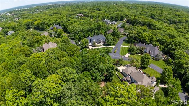 35 TBB Grand Meridien Court, Wildwood, MO 63005