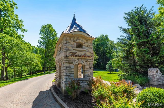 35 TBB Grand Meridien Court, Wildwood, MO 63005