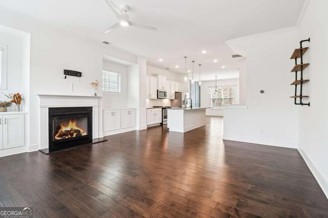 2154 Colvin Court NW, Atlanta, GA 30318