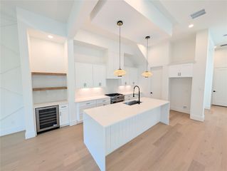 1120 E 26th Street, Houston, TX 77009