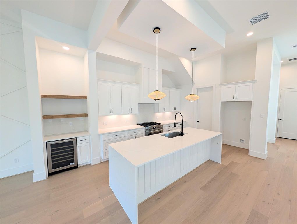 1120 E 26th Street, Houston, TX 77009