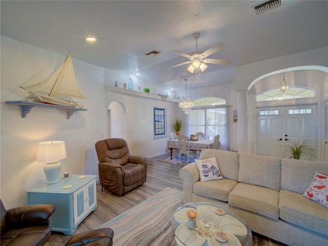 739 N LAKE REEDY BOULEVARD, Frostproof, FL 33843