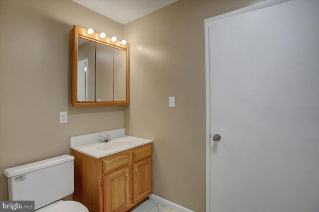 652 GREENFIELD DRIVE, Chambersburg, PA 17202