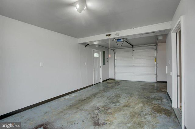652 GREENFIELD DRIVE, Chambersburg, PA 17202