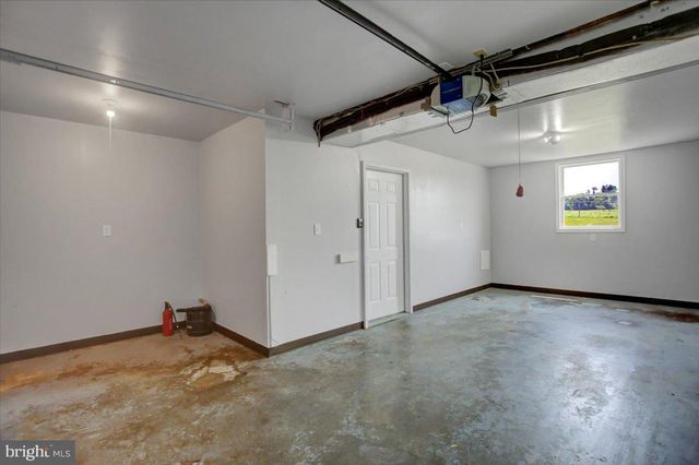 652 GREENFIELD DRIVE, Chambersburg, PA 17202