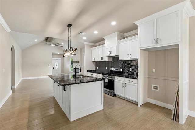 3738 Trellis Court, Oklahoma City, OK 73107