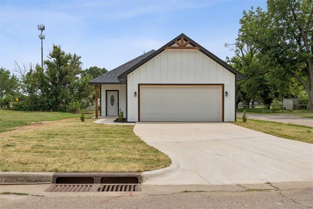 3738 Trellis Court, Oklahoma City, OK 73107