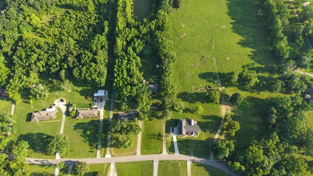 6727 Tinnin Rd, Goodlettsville, TN 37072