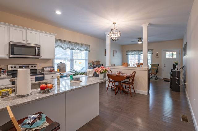 46 Scenic Drive, Nashua, NH 03062