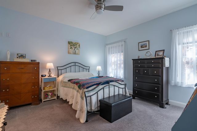 46 Scenic Drive, Nashua, NH 03062