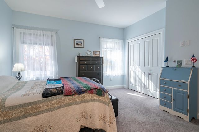 46 Scenic Drive, Nashua, NH 03062