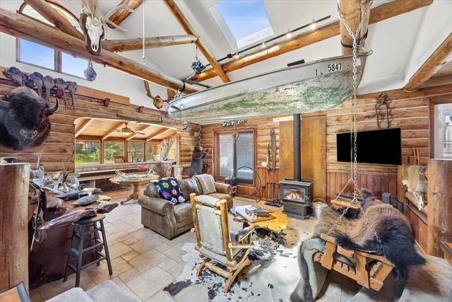 11330 Dineff Road, Lemont, IL 60439