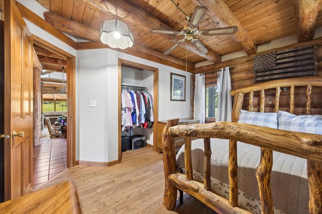 11330 Dineff Road, Lemont, IL 60439