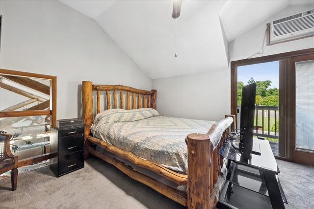 11330 Dineff Road, Lemont, IL 60439