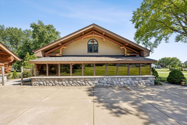 11330 Dineff Road, Lemont, IL 60439
